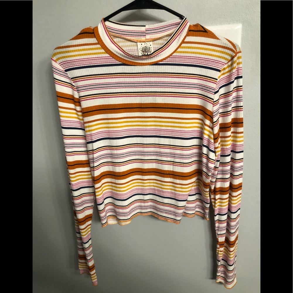 NWT crop top